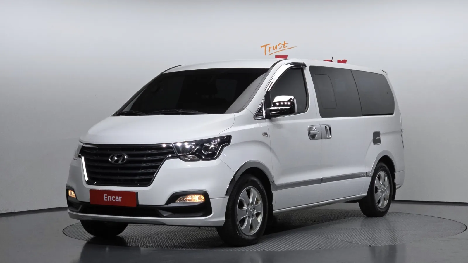 2018 Hyundai Starex
