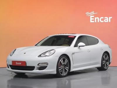 2013 Porsche Panamera