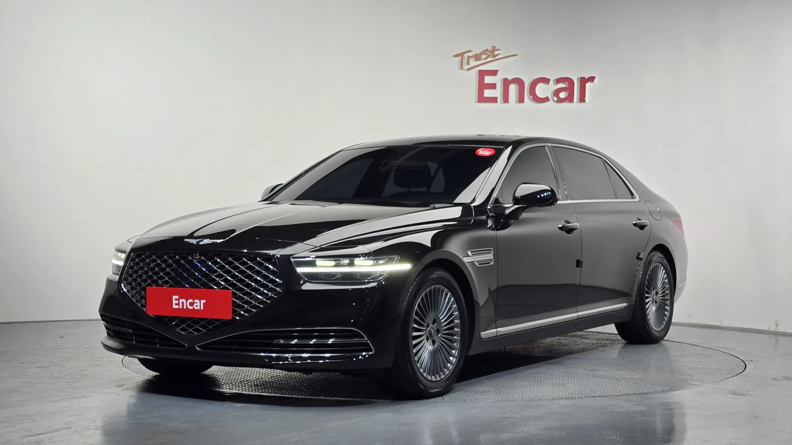 2019 Genesis G90