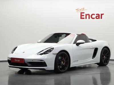 2022 Porsche 718