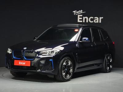 2023 BMW iX3