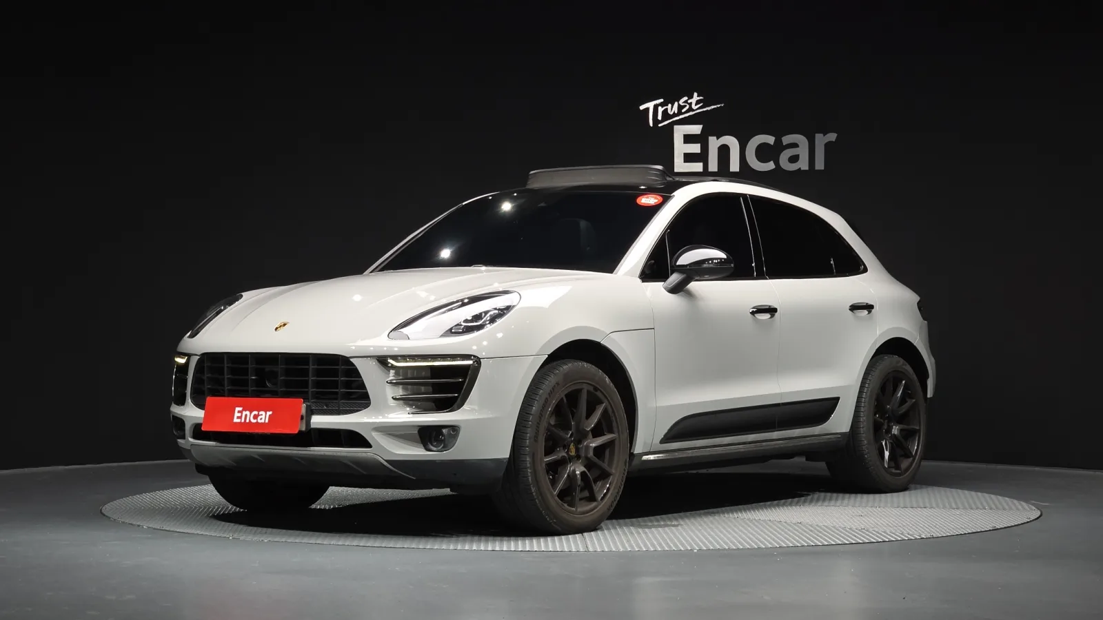 2014 Porsche Macan