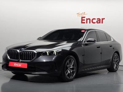 2024 BMW i5