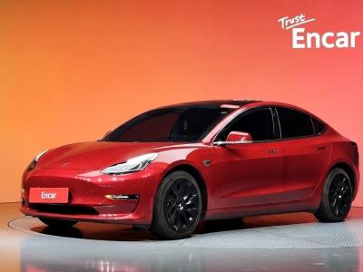 Tesla Model 3 2020
