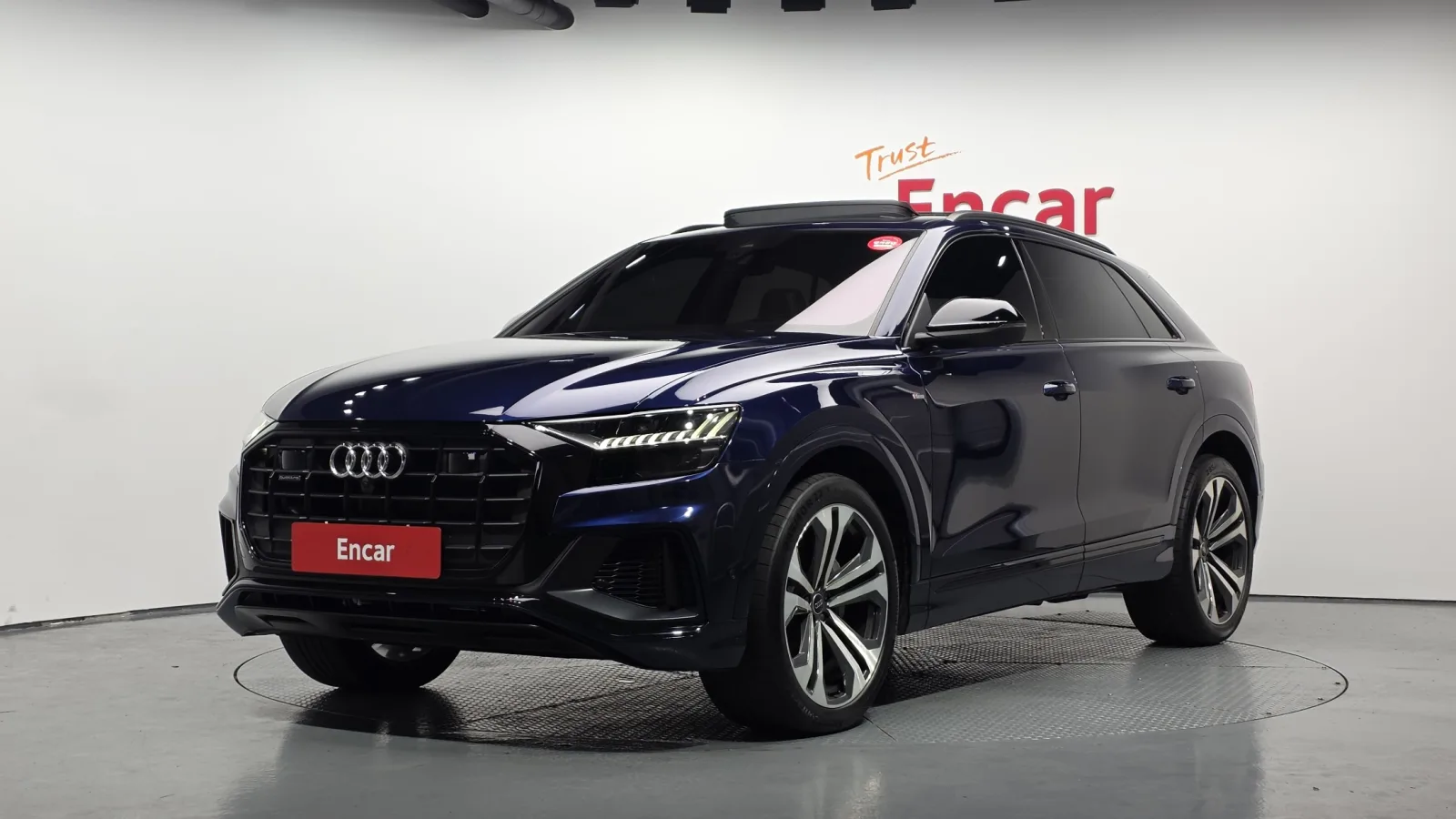 2023 Audi Q8
