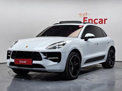 2021 Porsche Macan