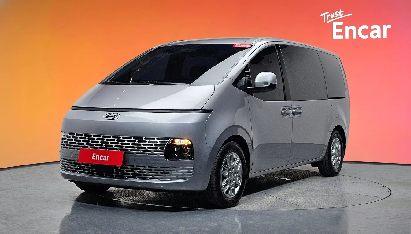 2024 Hyundai Staria