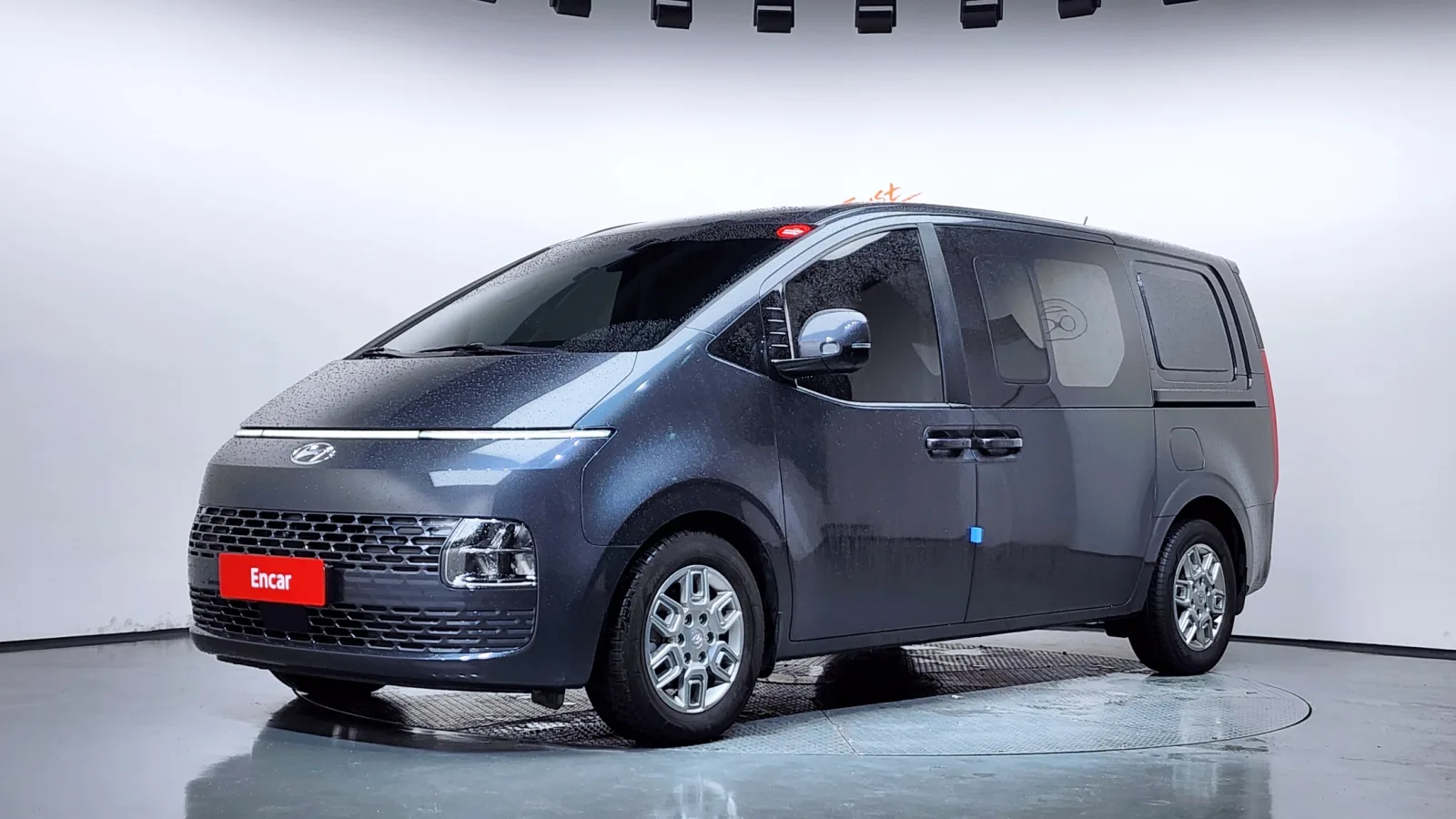 2023 Hyundai Staria
