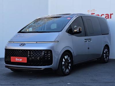 2023 Hyundai Staria