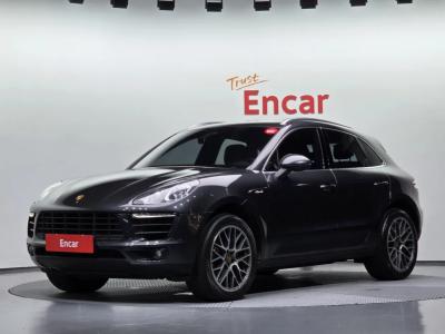 2017 Porsche Macan