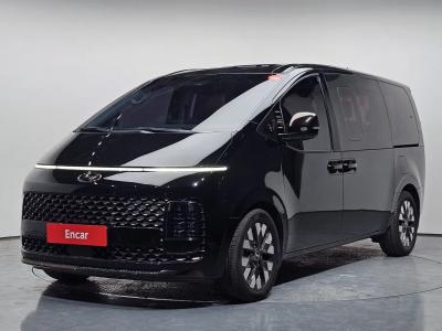 2022 Hyundai Staria