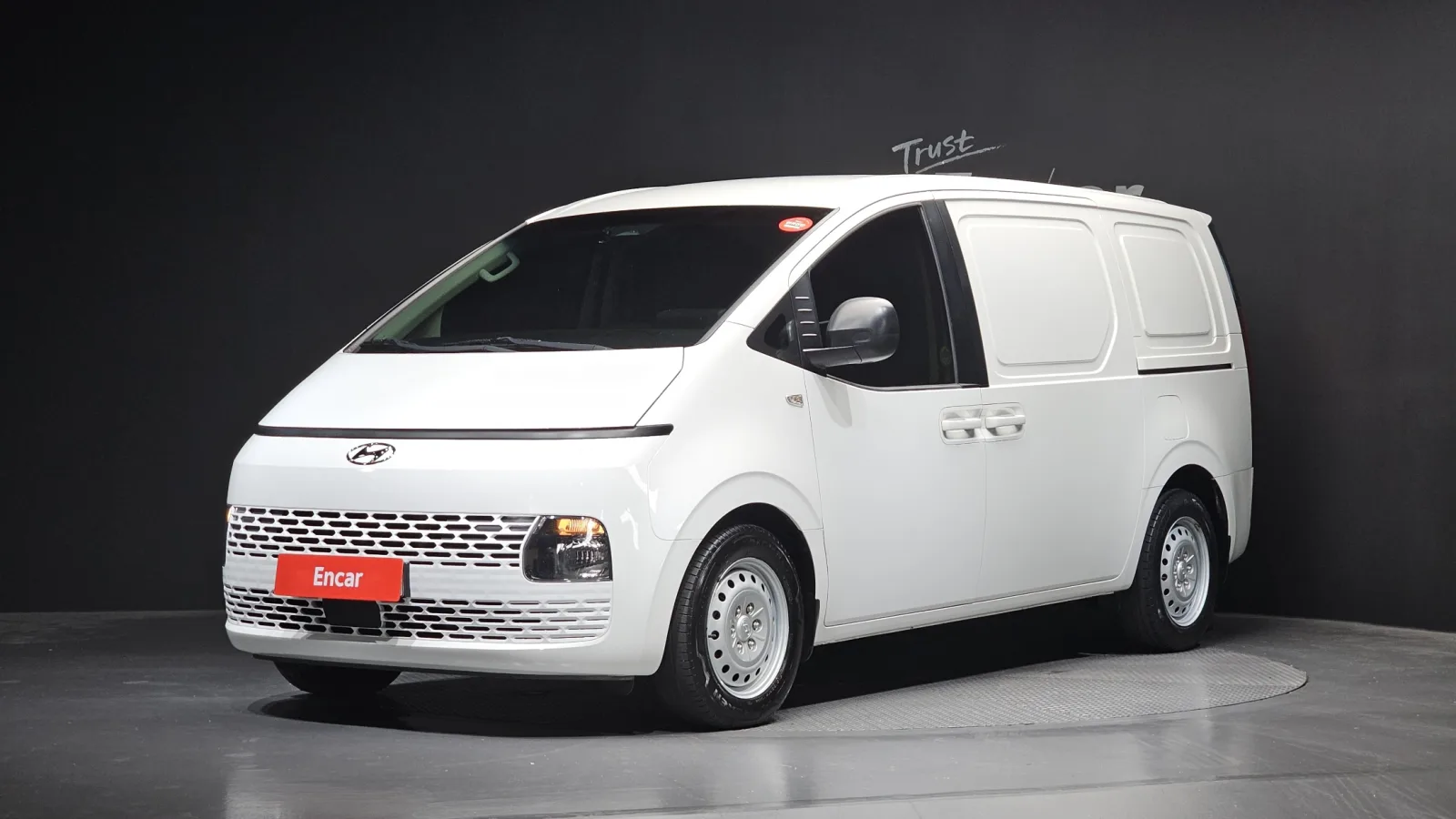 2022 Hyundai Staria