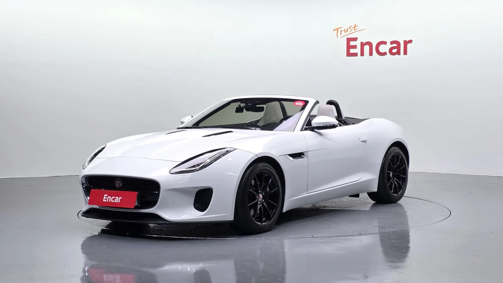 2019 Jaguar F-TYPE