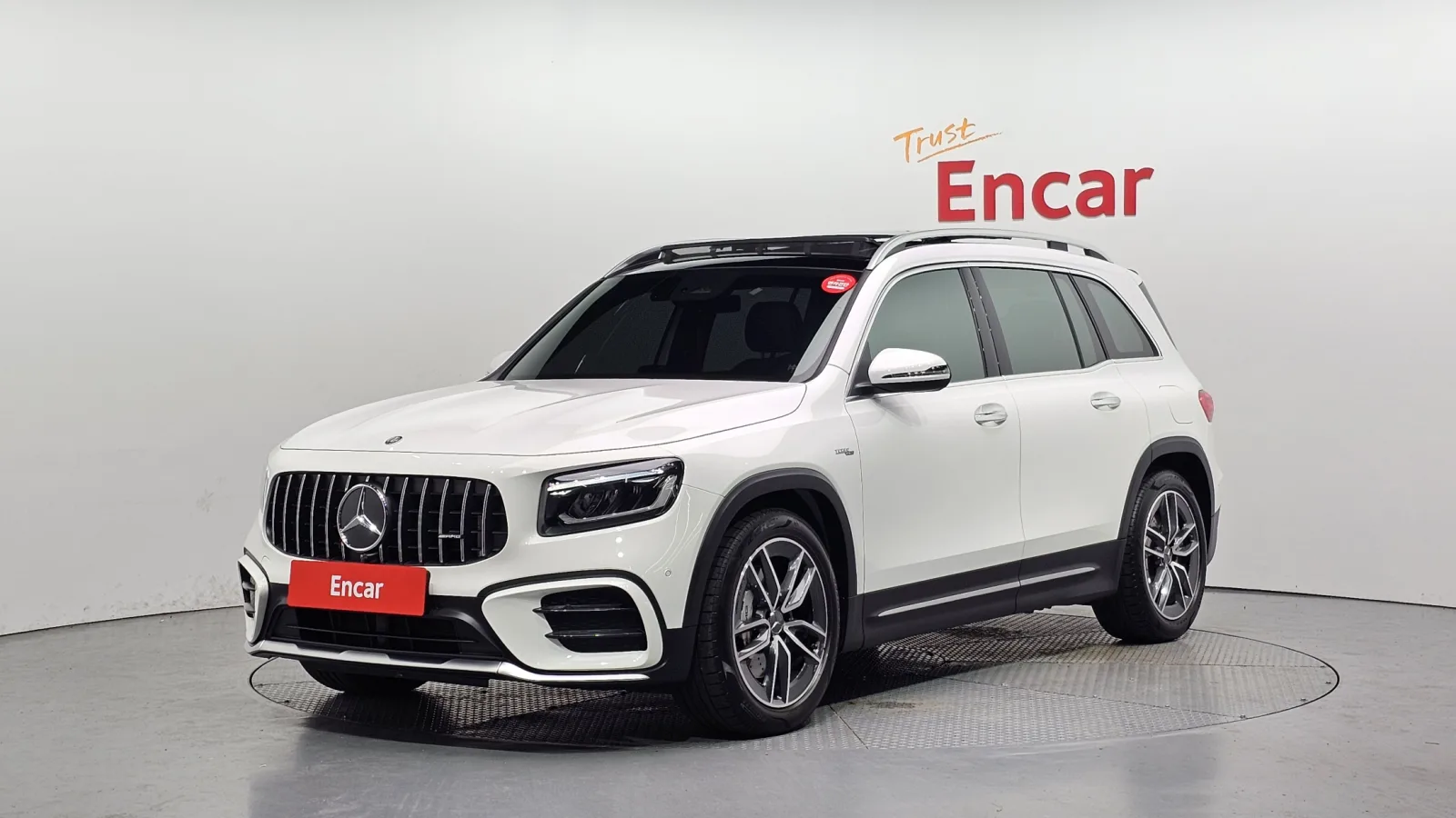 2025 Mercedes-Benz GLB-Class