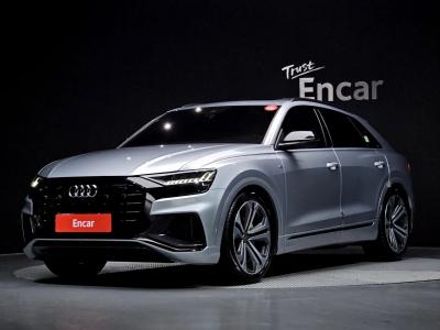 2023 Audi Q8