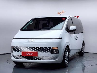 2023 Hyundai Staria