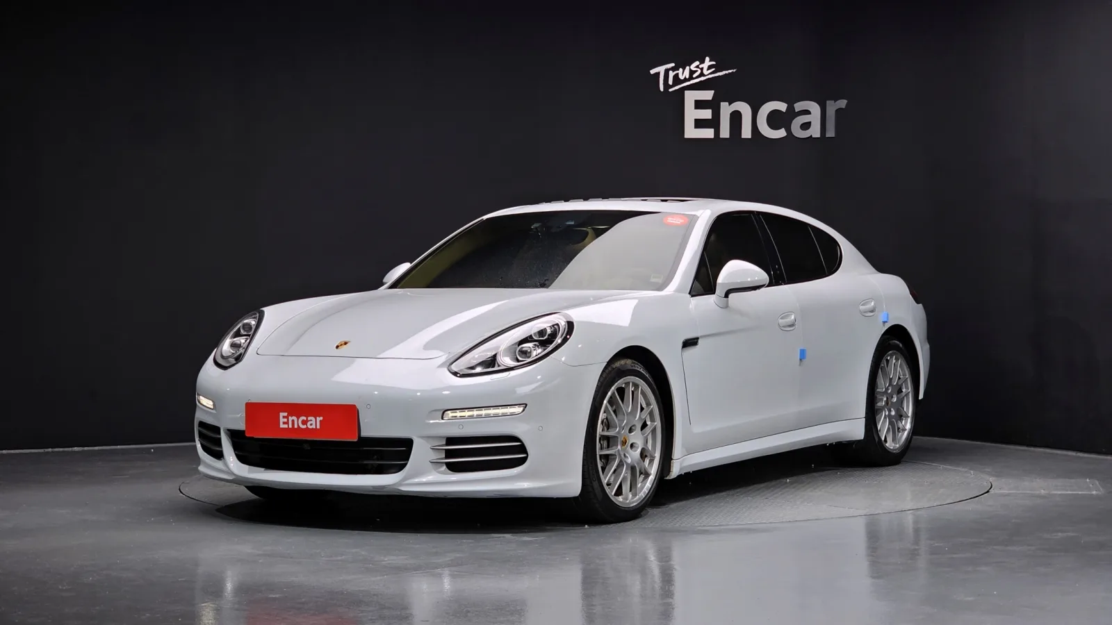 2016 Porsche Panamera