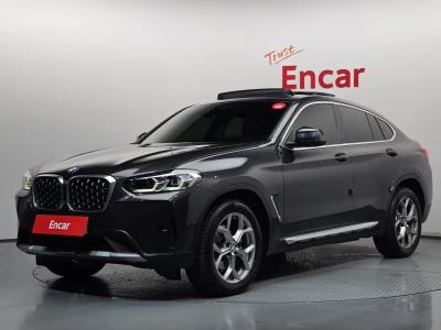 2022 BMW X4