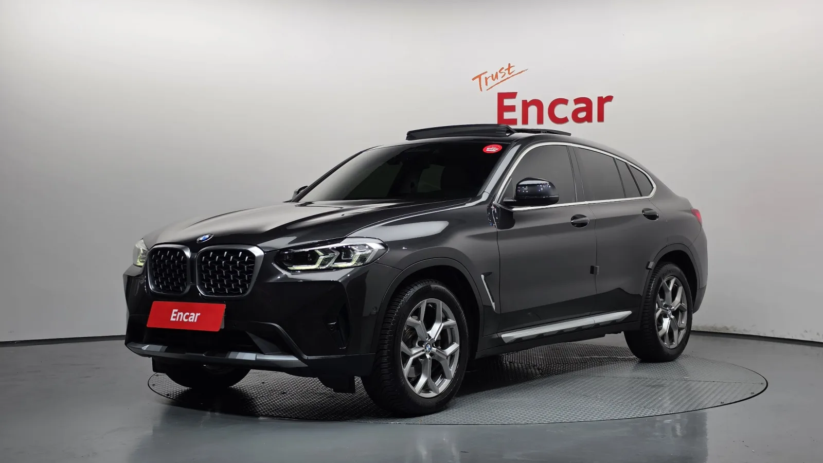 2022 BMW X4