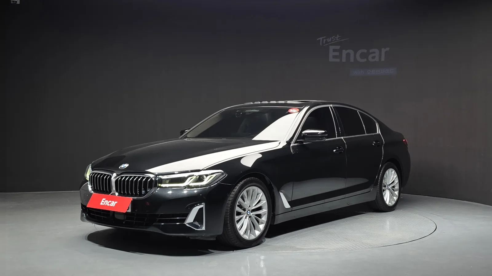 2022 BMW 5-Series