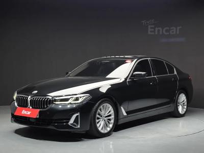 2022 BMW 5-Series