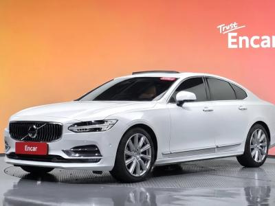 2019 Volvo S90