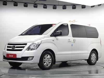 2017 Hyundai Starex