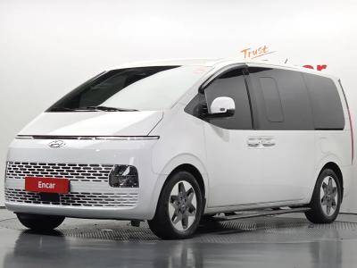 2023 Hyundai Staria