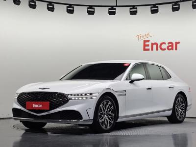 2025 Genesis G90