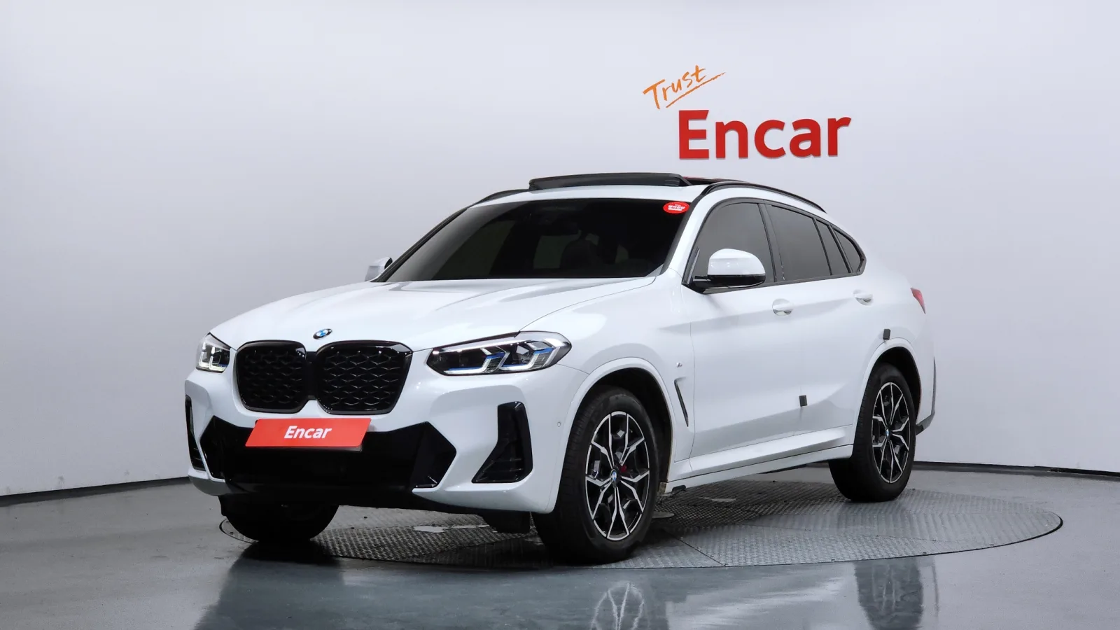 2023 BMW X4