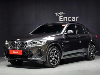 2022 BMW X4