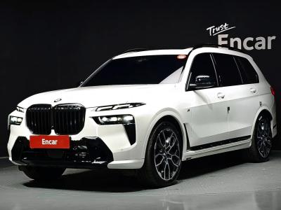 2025 BMW X7