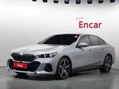 2025 BMW 5-Series