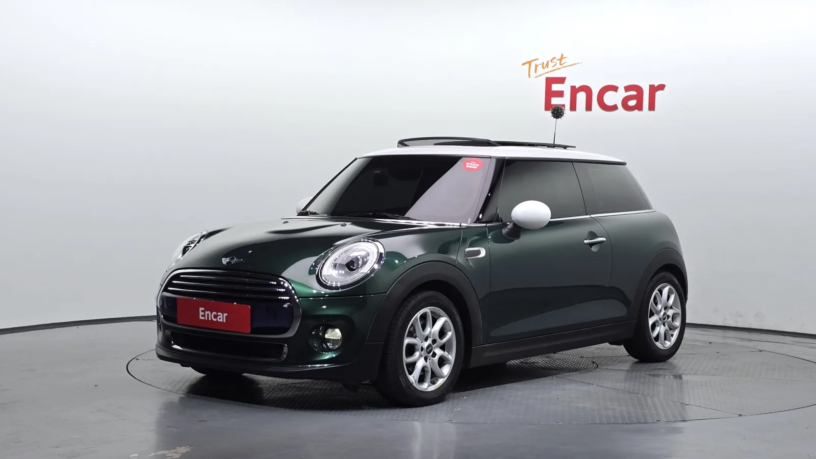 2017 MINI Cooper