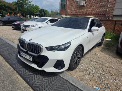 2024 BMW 5-Series
