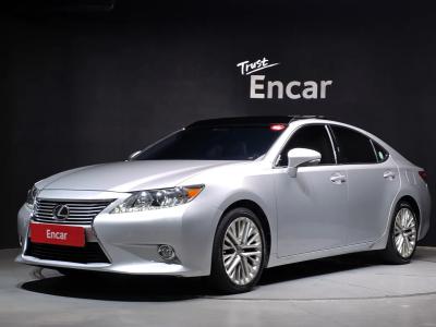 2013 Lexus ES