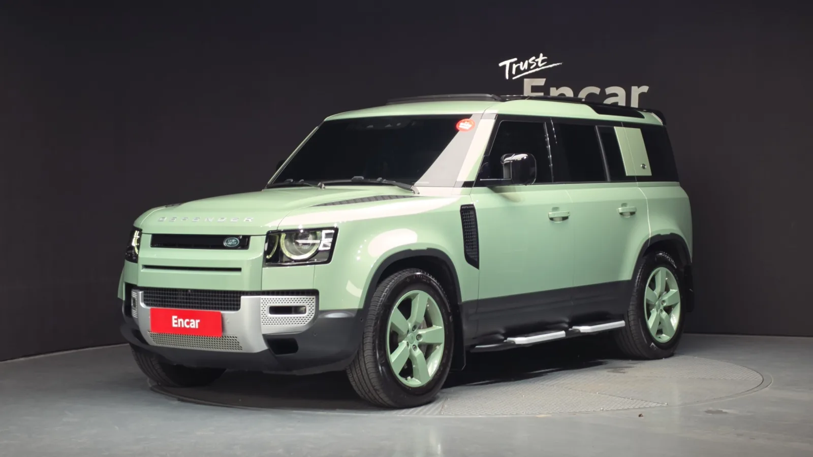 2023 Land Rover Defender