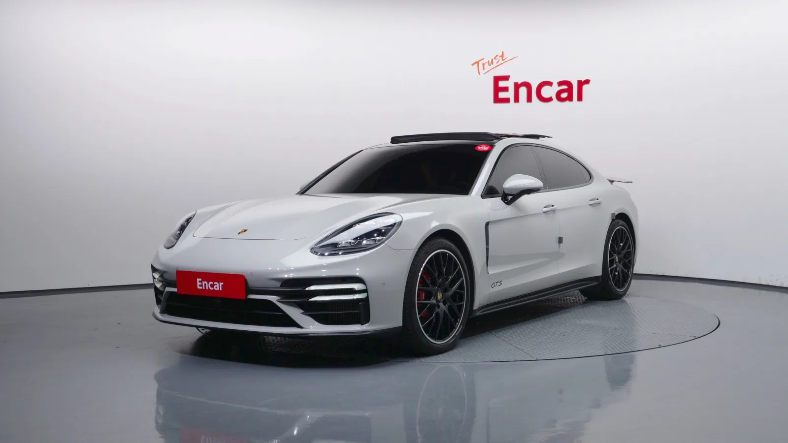 2021 Porsche Panamera
