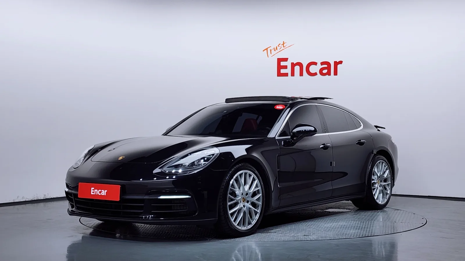 2018 Porsche Panamera