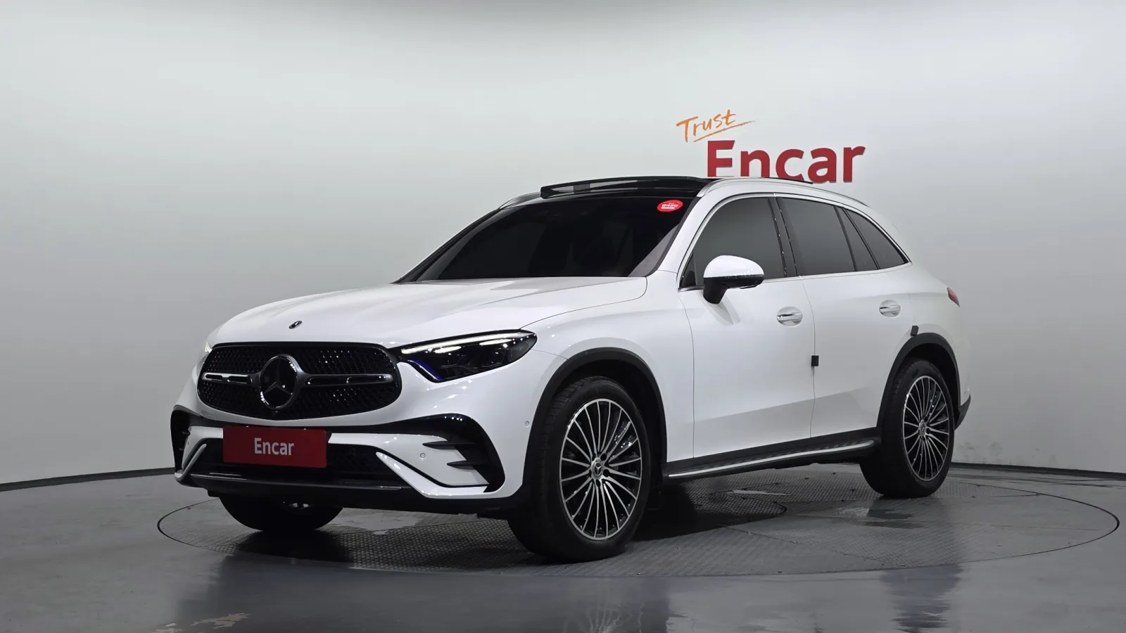 2024 Mercedes-Benz GLC-Class