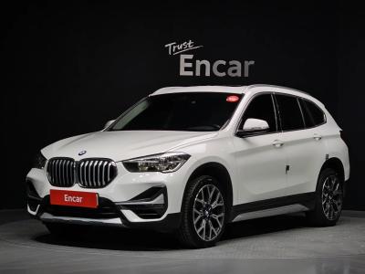 2022 BMW X1