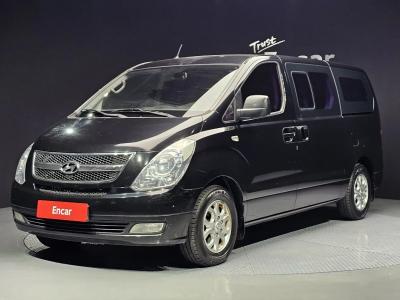 2012 Hyundai Starex
