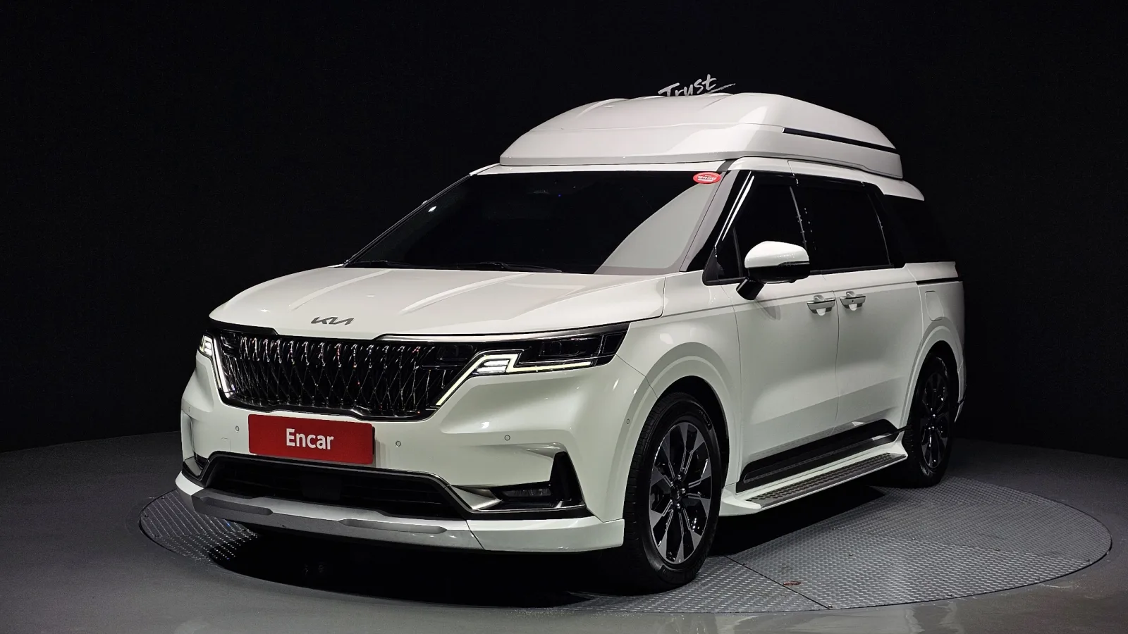 2023 Kia Carnival