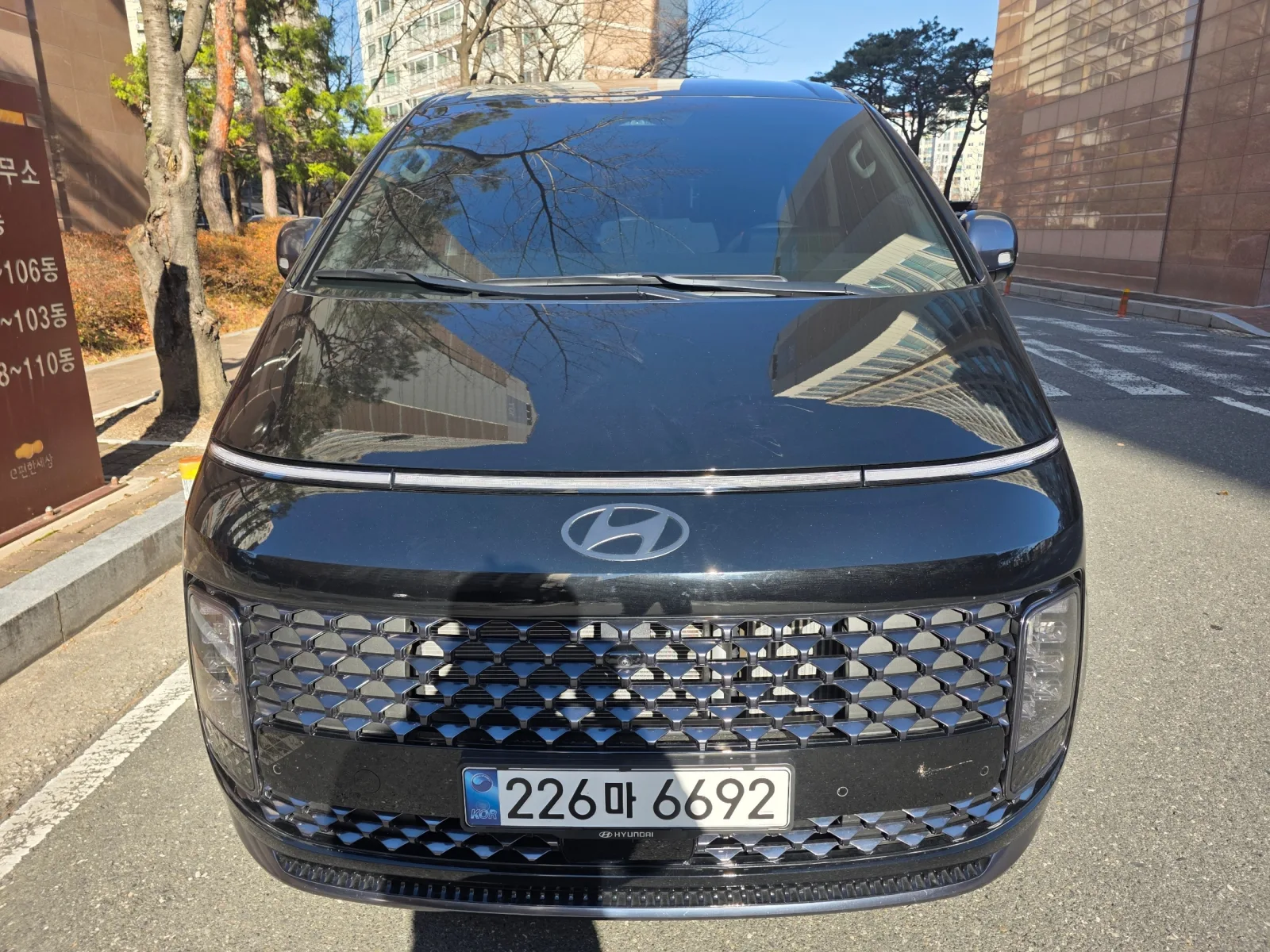2025 Hyundai Staria