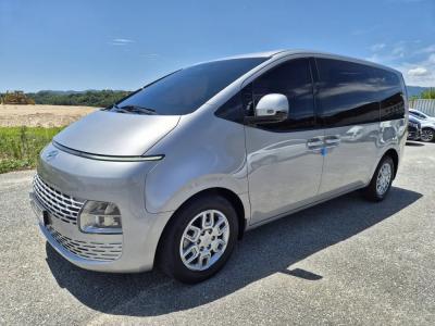 2022 Hyundai Staria