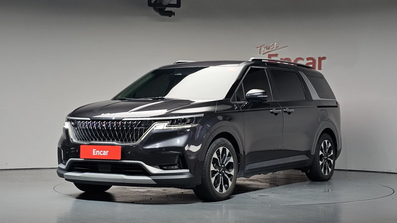 2023 Kia Carnival
