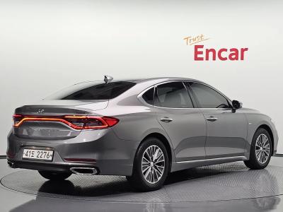 2018 Hyundai Grandeur