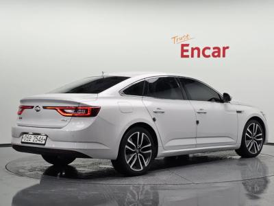 2017 Renault Korea SM6