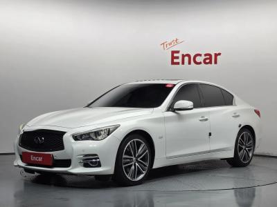 2015 Infiniti Q50