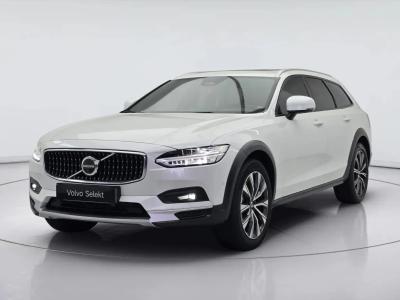 2025 Volvo V90